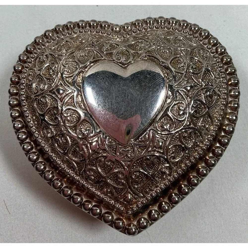 VTG Ornate Heart Shaped Jewelry Trinket Box Silver Tone Blue Velvet Lined 3.25
